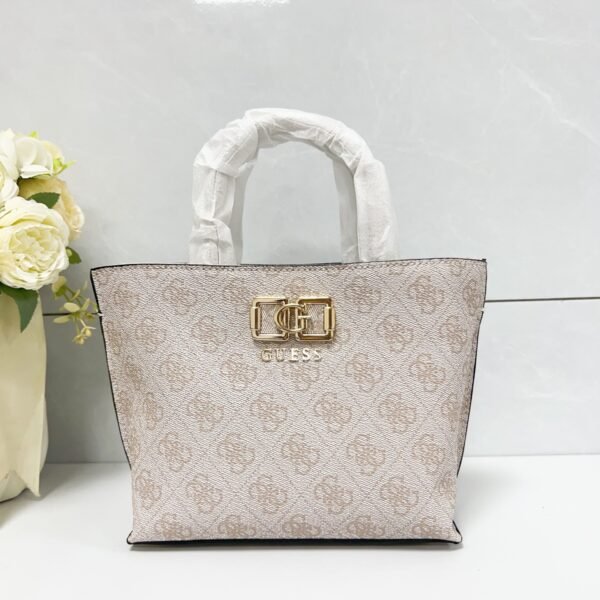Guess bag GP992875 19-8.3-16.5cm