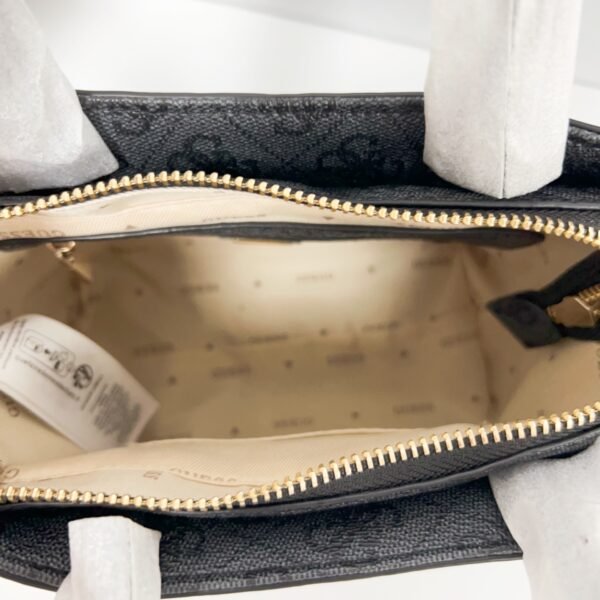 Guess bag GP992875 19-8.3-16.5cm