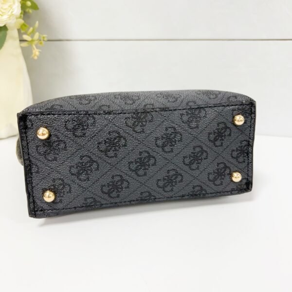 Guess bag GP992875 19-8.3-16.5cm