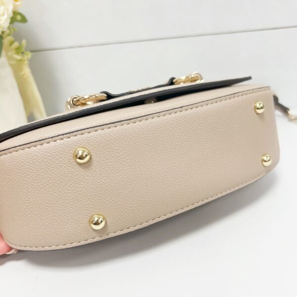 Guess bag BG801520 25.5-7.2-14cm