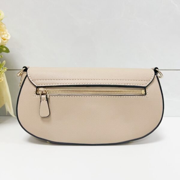 Guess bag BG801520 25.5-7.2-14cm