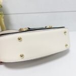 Guess bag BG801520 25.5-7.2-14cm